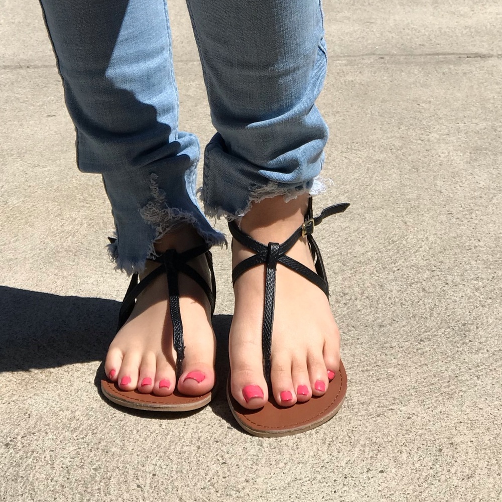 CUTE SANDALS - Picture 3 of 5